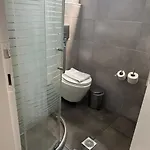 Karis Hotel 2*