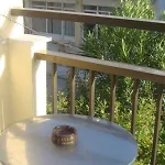 Karis Hotel
