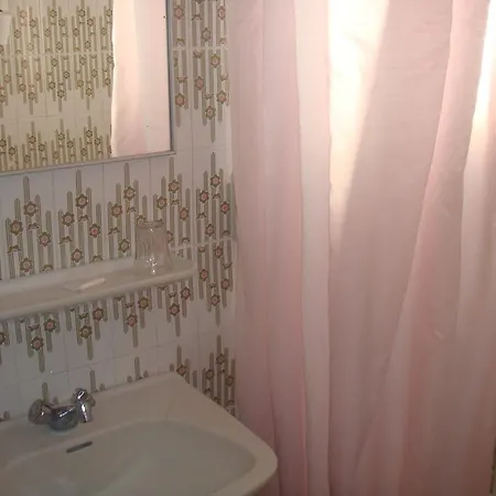 Karis 2* بلدة كوس