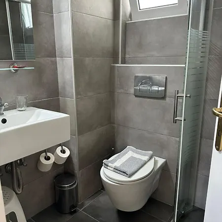 Karis بلدة كوس